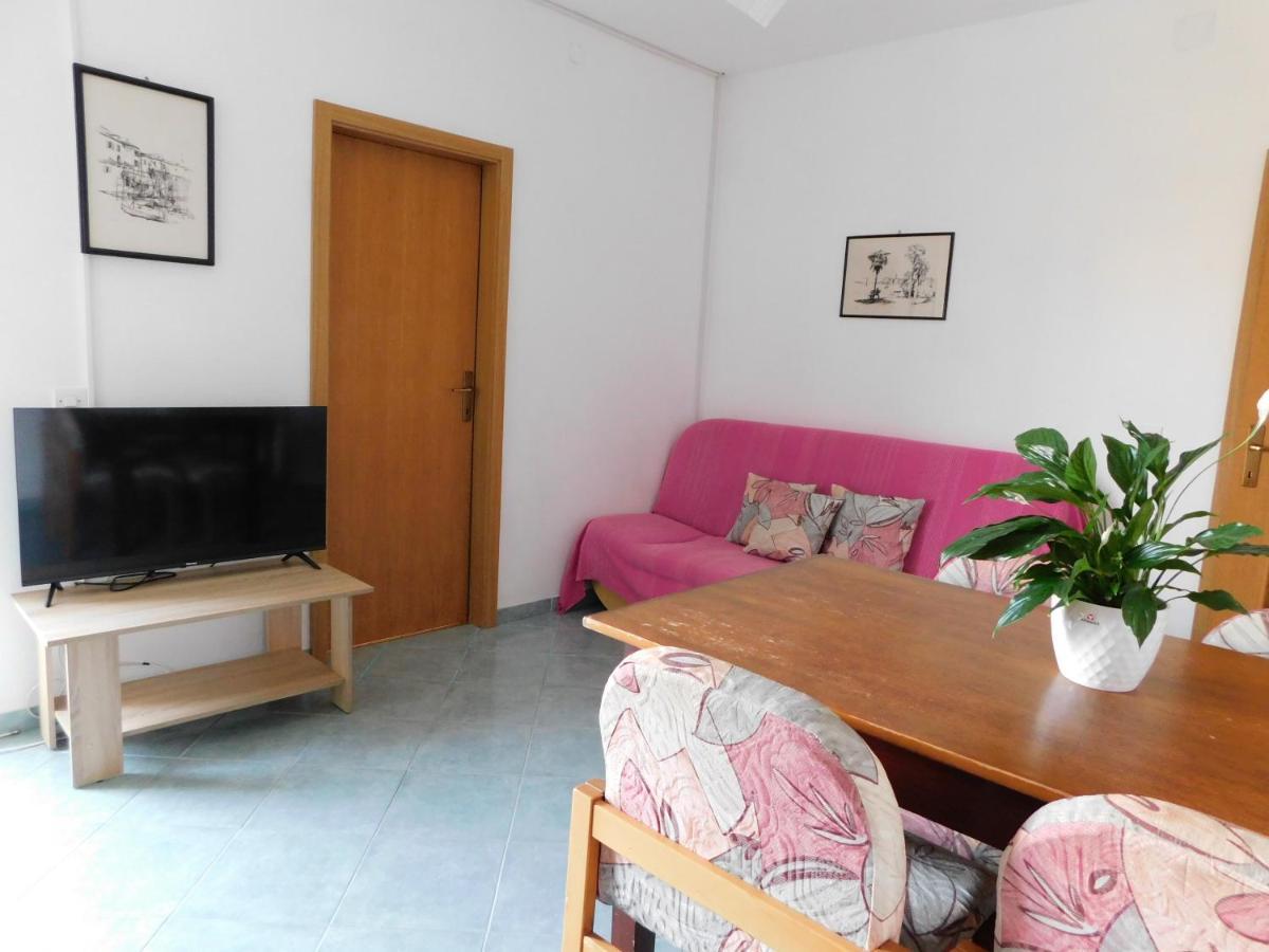 Apartmani Salus Pag Town Eksteriør billede