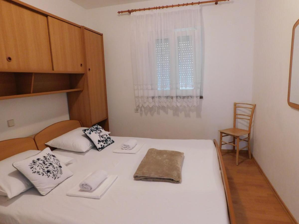 Apartmani Salus Pag Town Eksteriør billede